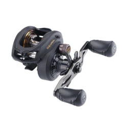 Penn Squall Low Profile - Baitcast Rolle -Angelausrüstung PENN Squall Low Profile Reel 300 Left 2020 alt2J1baxJ4Xk9jhm 1280x1280